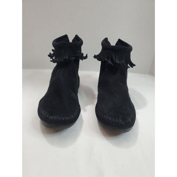 Minnetonka Women's Moccasin Size 5 Black Suede Ankle Fringe Zip Boots Leather - Picture 4 of 11
